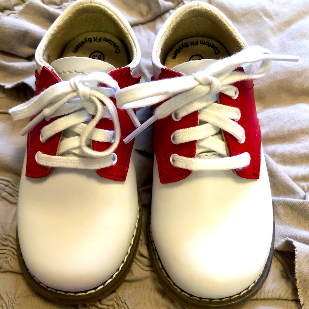 ~FOOTMATES~ red saddle oxford shoes